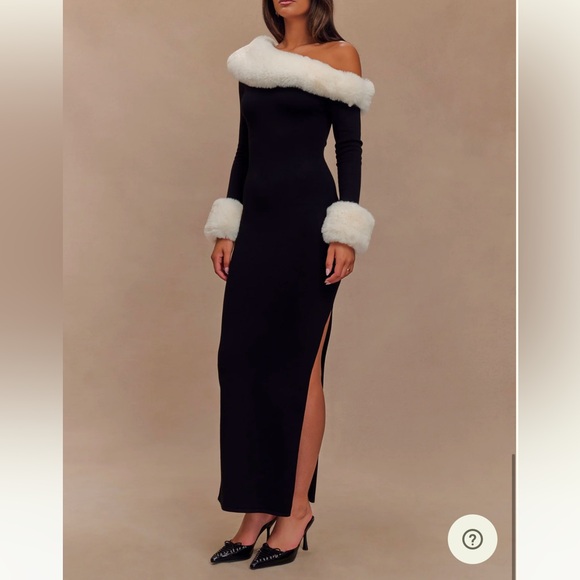 Meshki holiday dress - size small - Picture 3 of 5